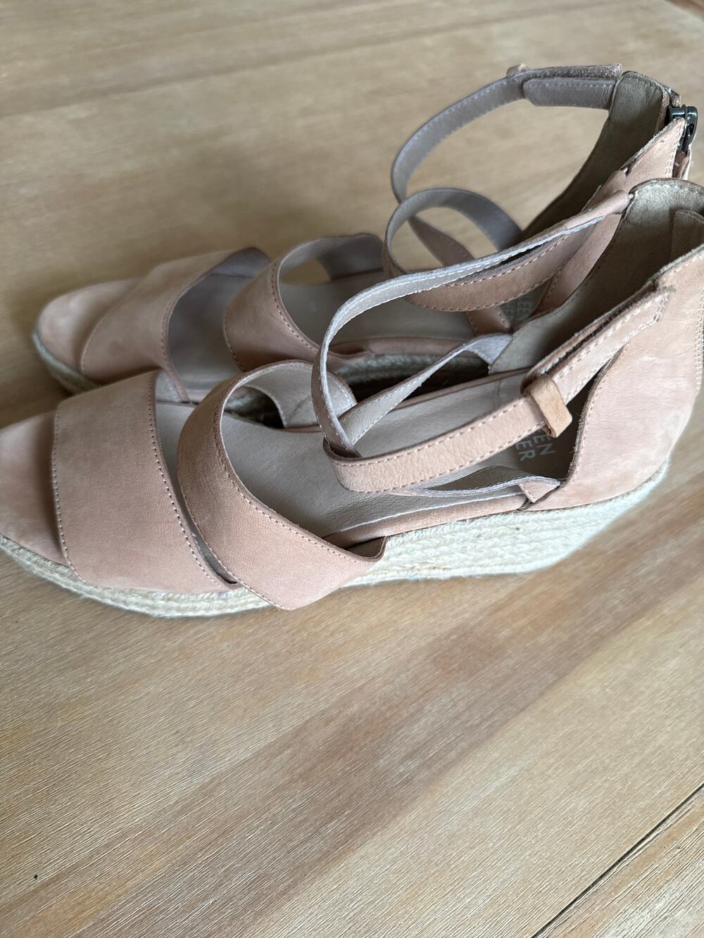Eileen Fisher Wali espadrille wedge sandals beige leather 9 ankle strap
